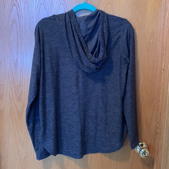 Hooded Long Sleeve Pullover, size Small - Picture 2 of 3